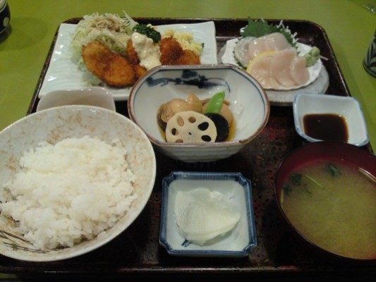 帆立づくし定食とジャッパ汁
