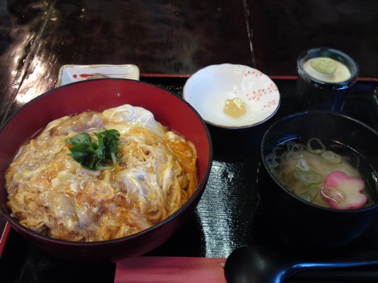 極上の比内地鶏の親子丼
