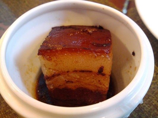 杭州最後の昼食は知味観味荘で杭州名物「東坡肉」を