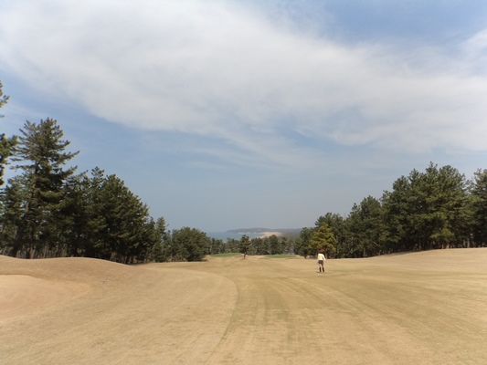 越前海岸国定公園内にある福井県最古のシーサイドコース
