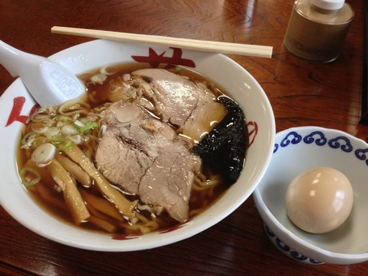 旅館のシーズンオフの間しか食べられない極上中華そば