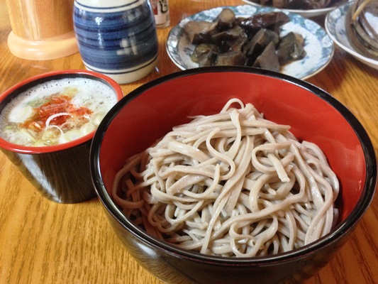 人里離れた山奥「次年子」の蕎麦