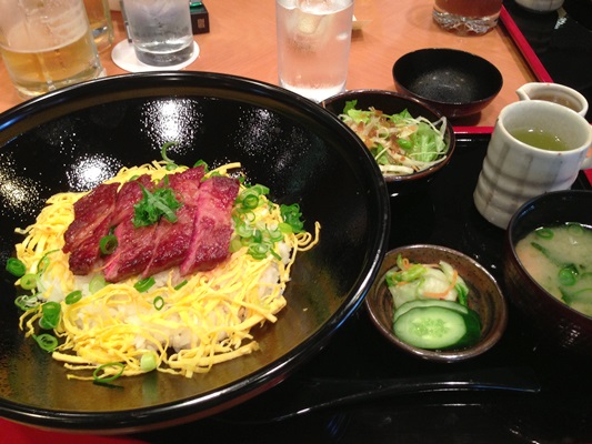 淡路牛のステーキ丼