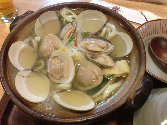 蛤ハシゴで二軒目は、はまぐり鍋うどん