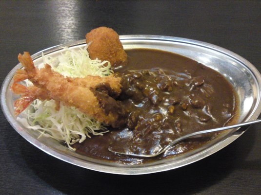 ゴルフの後にアルバカレー