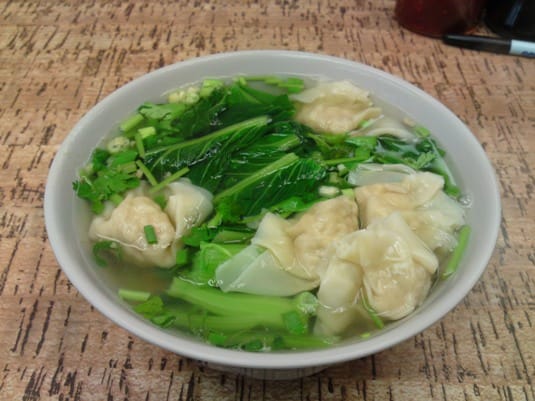 三日目はワンタン麺と台湾風かき氷