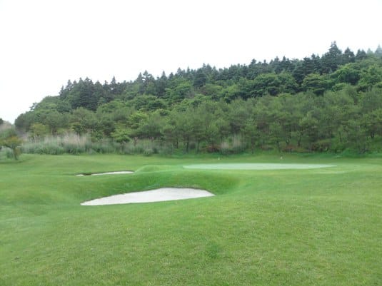 葛飾北斎の「富嶽三十六景」をモチーフにしたコース
