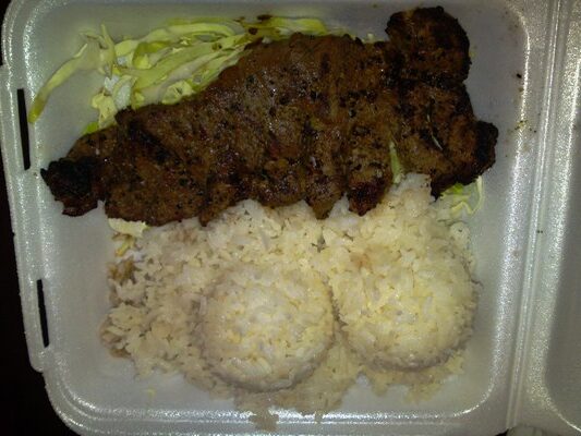 お気に入りのBOB’S BBQで牛、鶏、魚