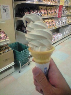 しょうゆ豆ソフトクリーム