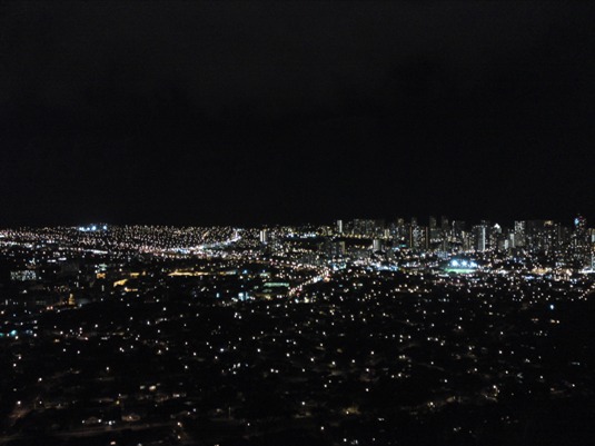 今回は家族でタンタラスの夜景