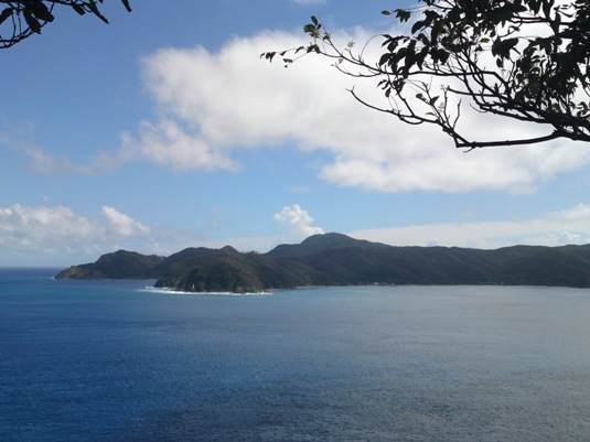 ヤドリ浜で海水浴