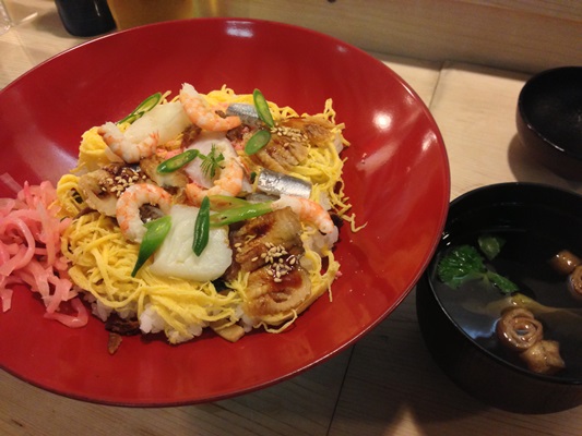 松山のご馳走「もぶり飯」