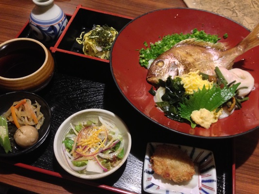 愛媛名物「鯛そうめん・ふくめん・みかん寿司・じゃこかつ」