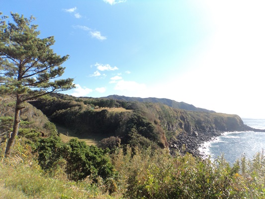 八丈島にある島民手造りのシーサイドコース