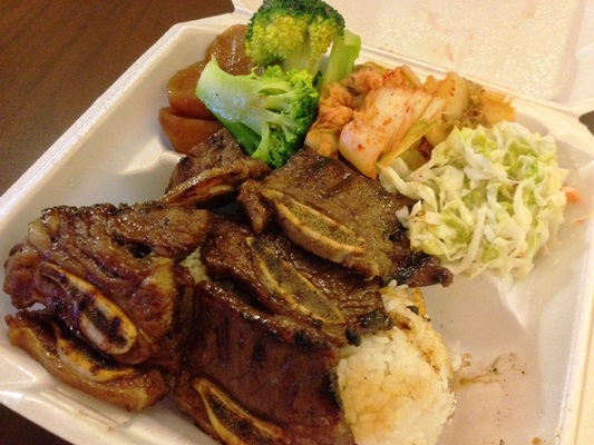 夕食はコリアンバーベキュー