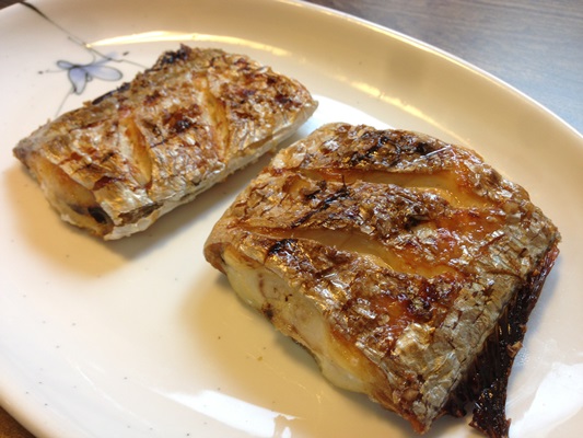 チェジュ特産の魚介類を