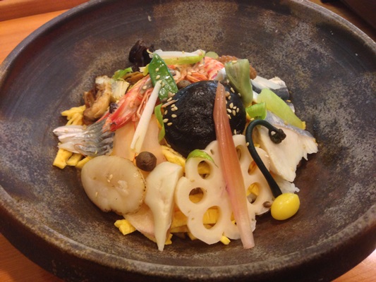 「岡山ばら寿司」と「ままかり寿司」