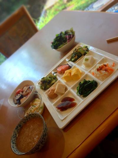 朝食は奈良の郷土料理