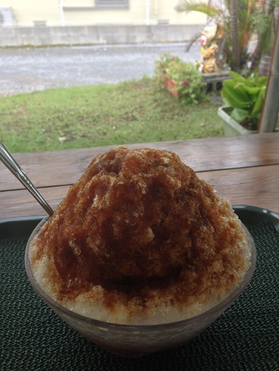 テラスで食べるコーヒーぜんざい