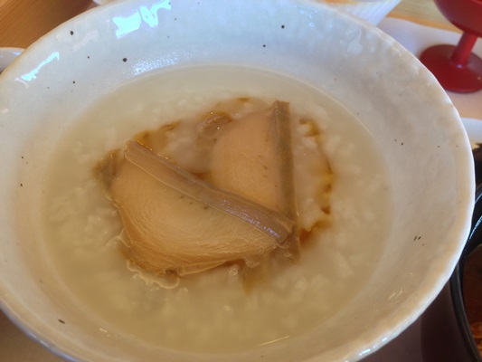 せきやの参宮あわびを使用したあわび粥