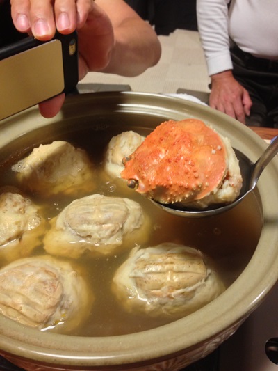 加能蟹の塩釜焼きと香箱の茶碗蒸し
