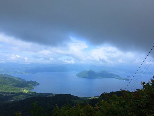 洞爺湖から羊蹄山、噴火湾までパノラマで見渡せる北海道で一番標高の高いコース