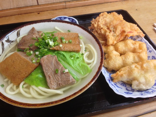てんぷらが美味しい食堂