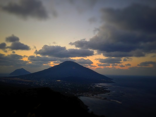八丈富士と八丈小島