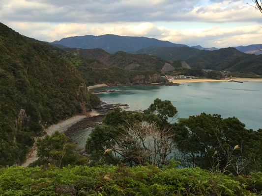 リアス式海岸の日豊海岸国定公園を一望できる展望台