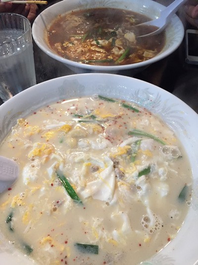 桝元の白い辛麺