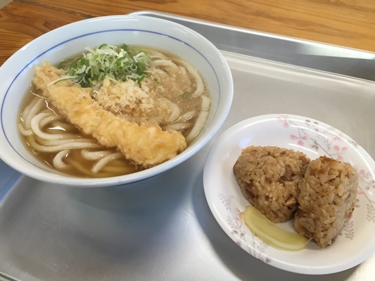 朝食は、やわやわの宮崎うどん