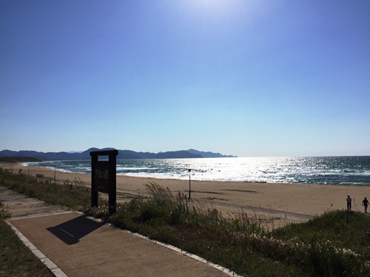 夕日が美しい海岸