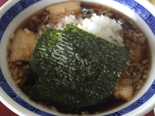 ランチは竹岡ラーメンとジンタ鯵干物揚げ