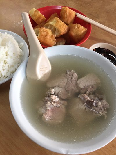 シンガポールで人気の黄亜細肉骨茶の元祖のお店