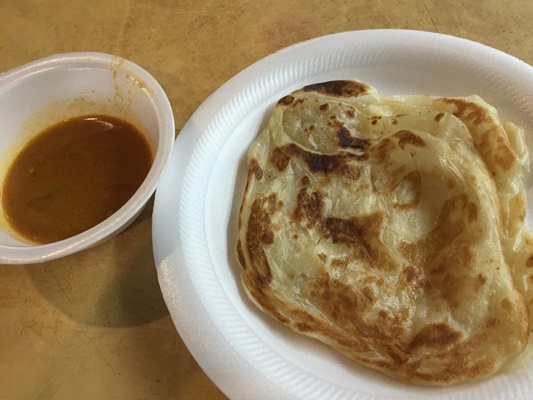 朝食はリトルインディアの市場でロティプラタ