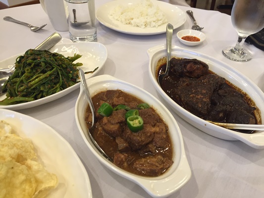 中国料理とマレー料理が融合したプラナカン料理