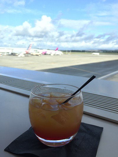 グラスゴー空港で最後の一杯