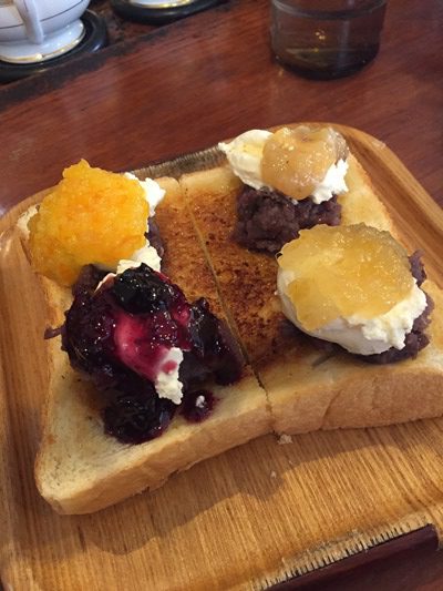 名古屋名物、小倉トースト