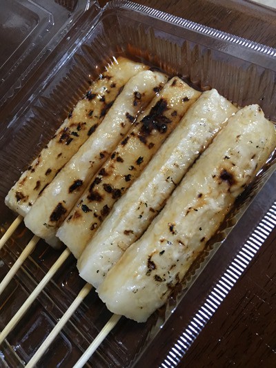津の大門の「みたらしだんご」と「やじろ」