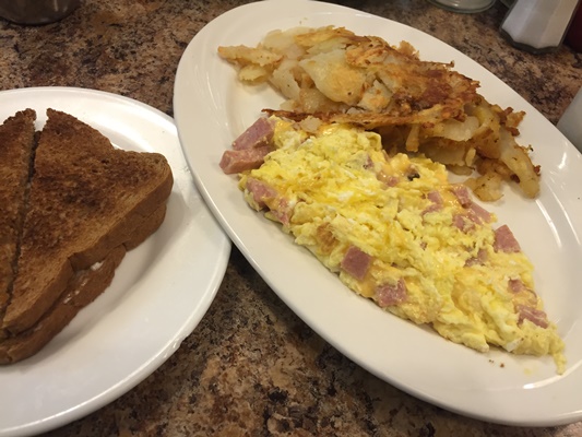 忘れ物を取りに再び、バーナードで朝食を
