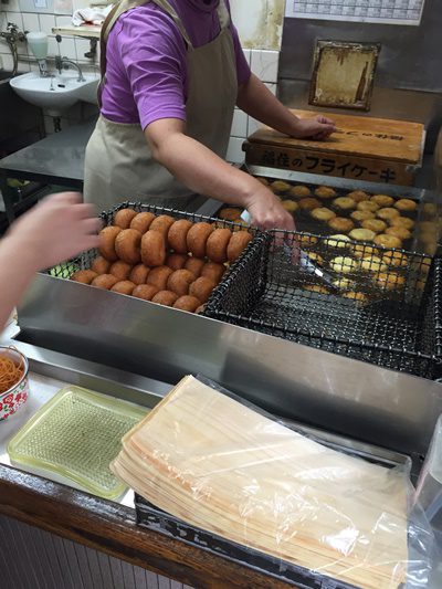 呉名物「フライケーキ」
