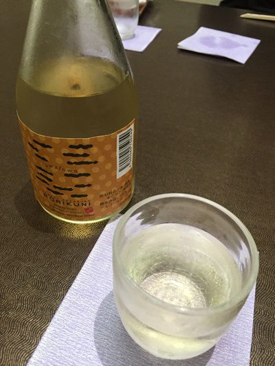 小豆島の日本酒をいただきながら夕食