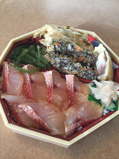 日本最南端の駅弁「壺川駅前弁当」