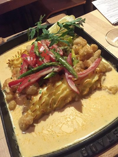 ポートラッシュの港町で夕食
