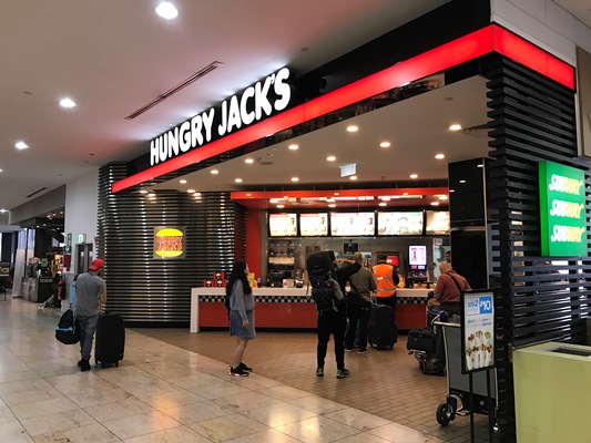 バーガーキングはオーストラリアではハングリージャックスというらしい