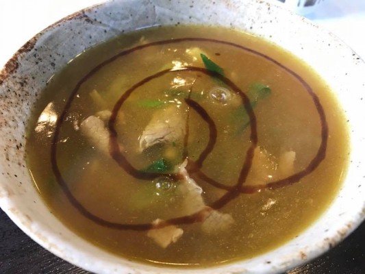 神戸発祥元祖カレーそばの店？