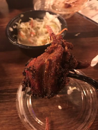 夕食はコネチカット州でカンザスシティスタイルバーベキュー