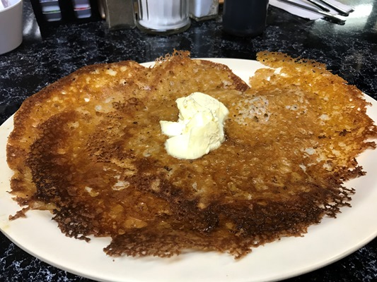 ロードアイランド名物のパンケーキのジョニーケーキ