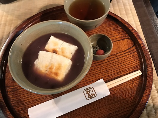 赤福本店で冬季限定の赤福ぜんざいを