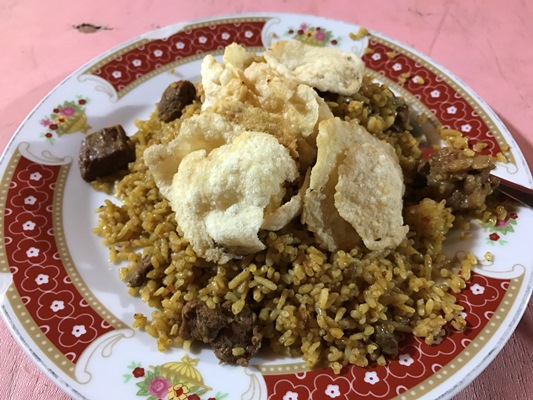 ジャカルタで夜食にヤギのナシゴレン「ナシゴレンカンビン」